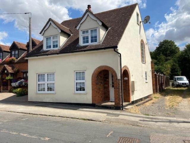 37 The Street, Weeley, Clacton On Sea, Essex Co16 9Jd Luaran gambar
